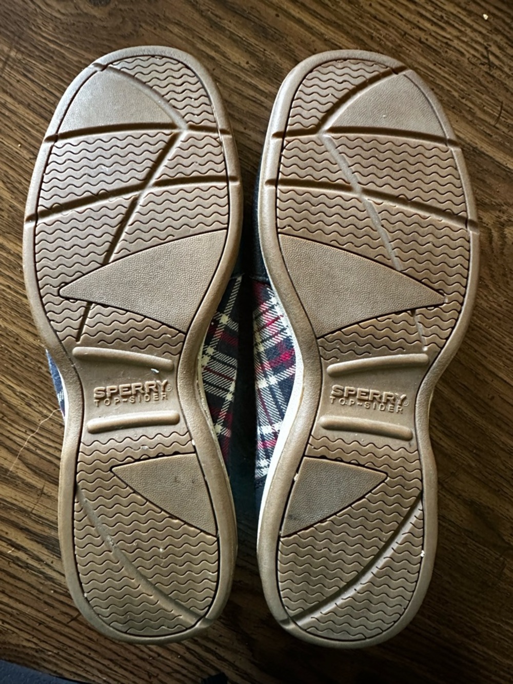 Women’s Plaid Navy Boat Shoes with Red Lining - Picture 2 of 4
